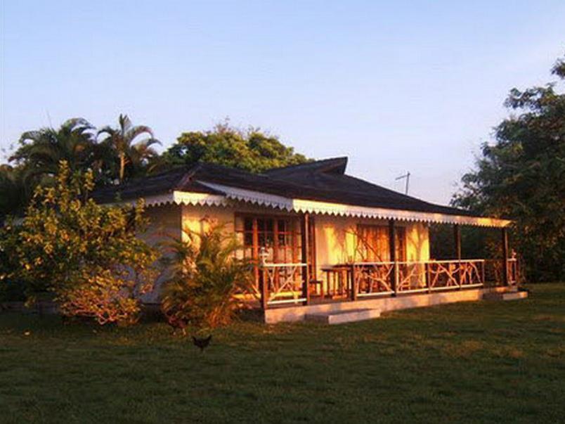 Hotel Atiapiti Opoa ภายนอก รูปภาพ